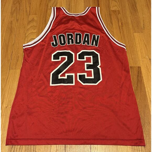 Original Michael Jordan #23 Champion Jersey Size 48 Chicago Bulls 97-98 Season - Picture 6 of 7